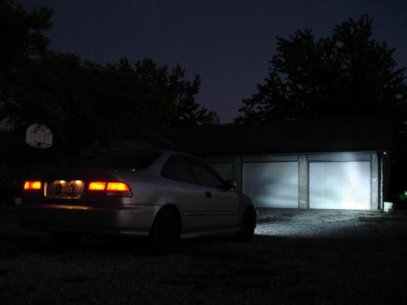 6K BIxenon HIDS... those are high beams.