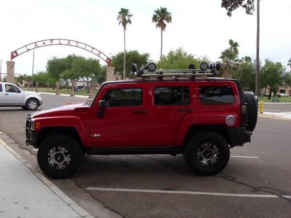 2006 Hummer H3 "Beasto"