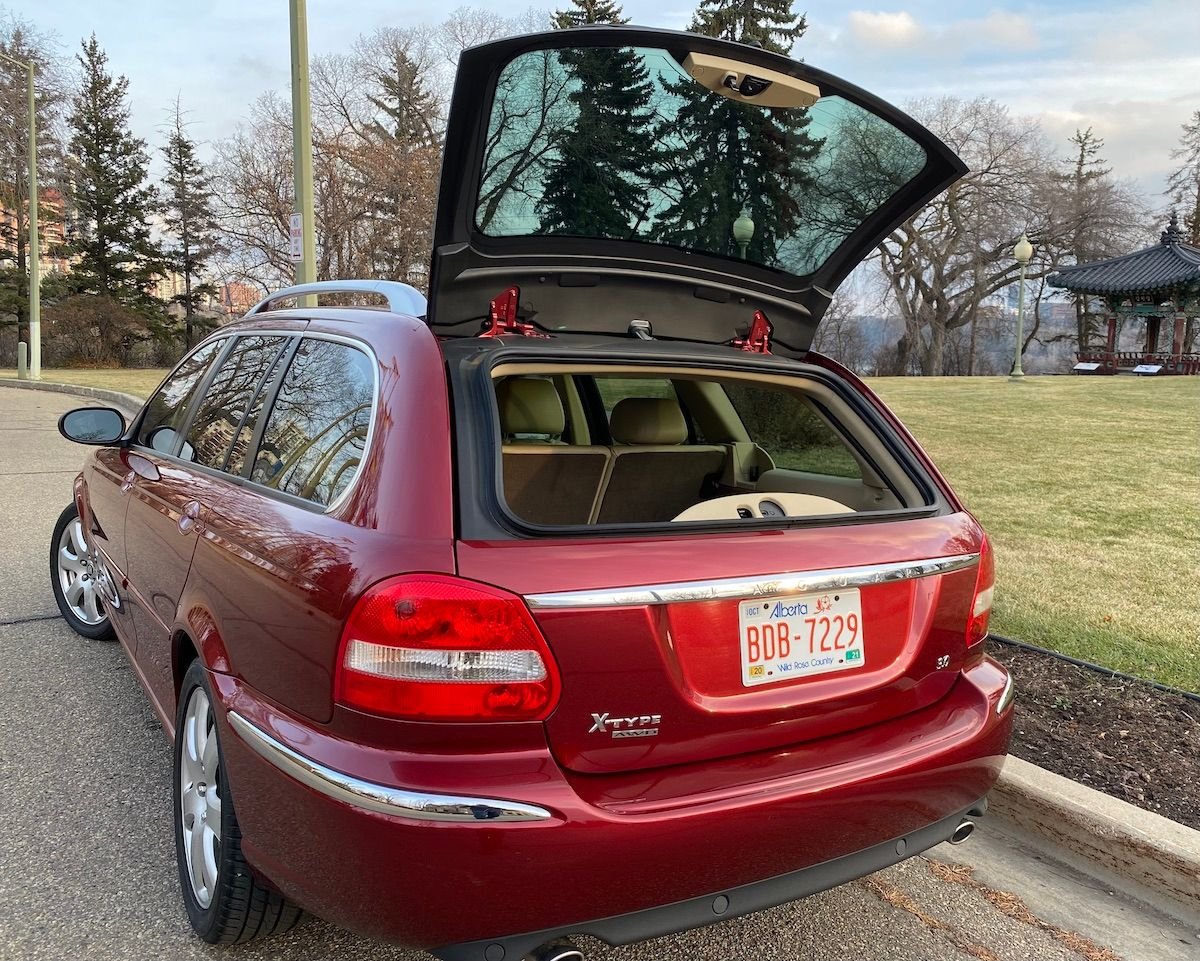 2006 Jaguar X-Type - 2006 X-Type Sportwagon (Estate), 3.0 V6 AWD Luxury Edition - Used - VIN SAJWA54A06WE90134 - 32,746 Miles - AWD - Automatic - Edmonton, AB T6G2A4, Canada