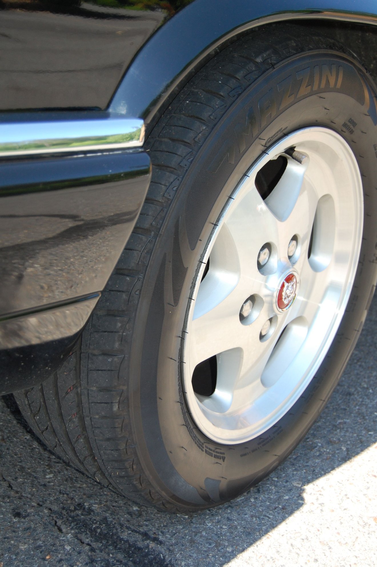 1995 Jaguar XJS - 1995 Jaguar XJS 2+2 6 cyl convertible for sale - Used - VIN SAJNX2747SC197788 - 6 cyl - 2WD - Automatic - Convertible - Black - Hot Springs Village, AR 71909, United States