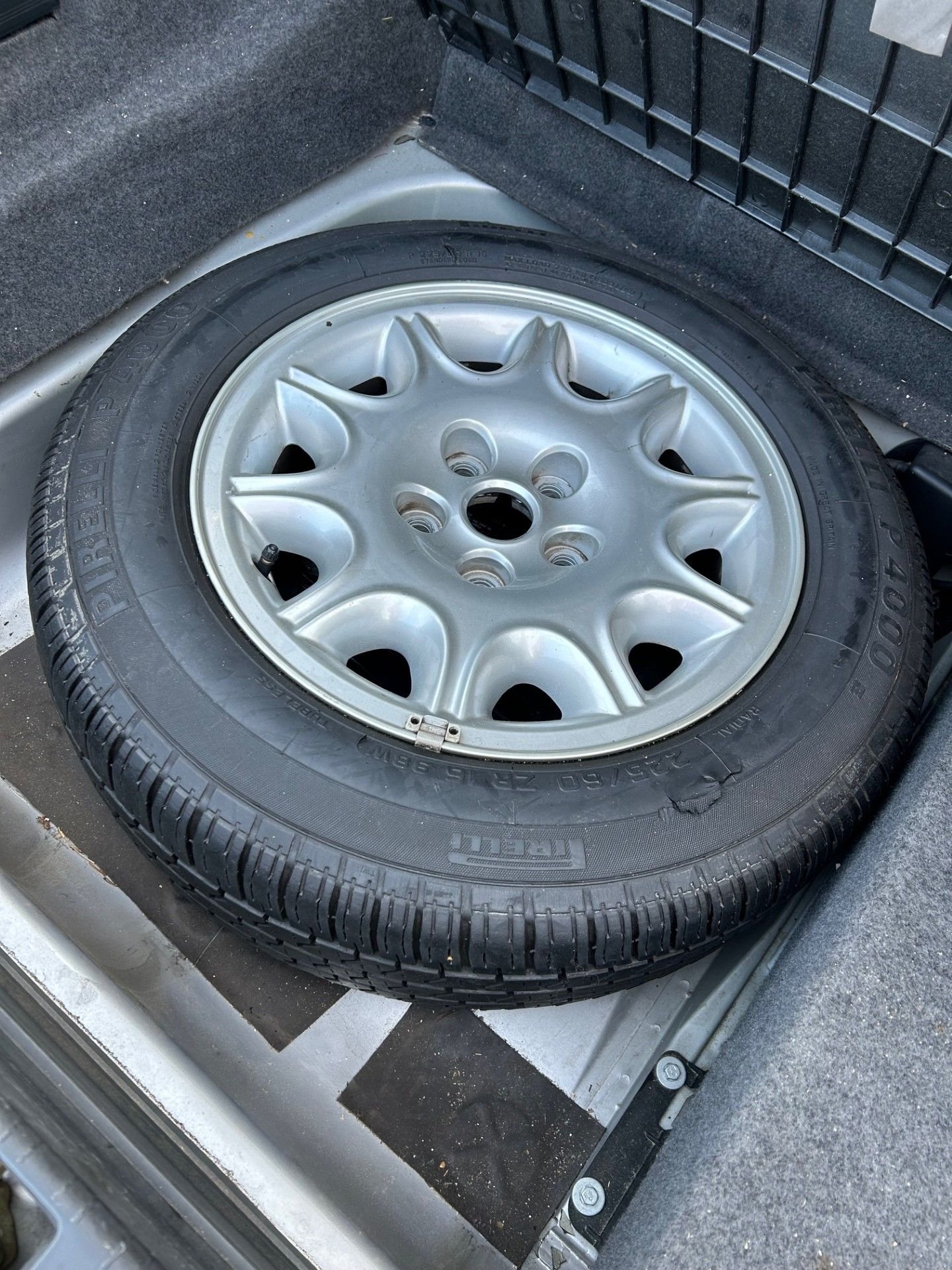 2000 Jaguar XJ8 - Amazing 2000 Jaguar XJ8 L Sport Silver Sedan w/ 111K Miles pure So. California Car - Used - VIN SAJDA23C4YLF06834 - 111,000 Miles - 8 cyl - 2WD - Automatic - Sedan - Silver - Redondo Beach, CA 90277, United States