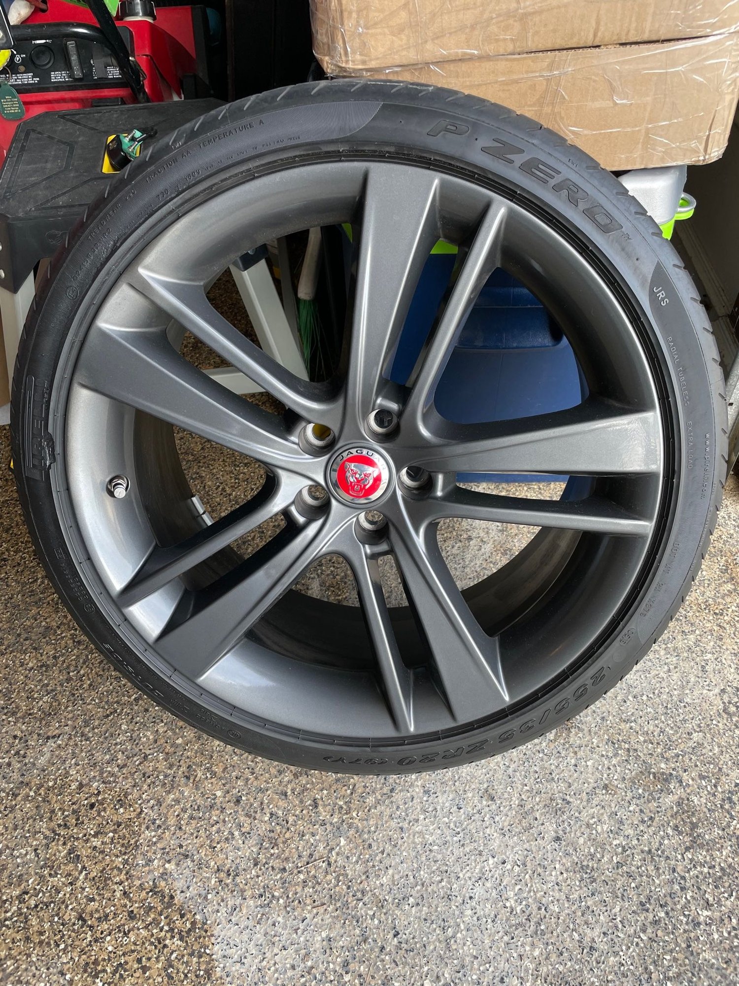 Wheels and Tires/Axles - Cyclone 20" Wheel and Tire Set including "Growler" Etched Black Lug Nut Set - Used - 2015 to 2020 Jaguar F-Type - Washington Twp., MI 48094, United States