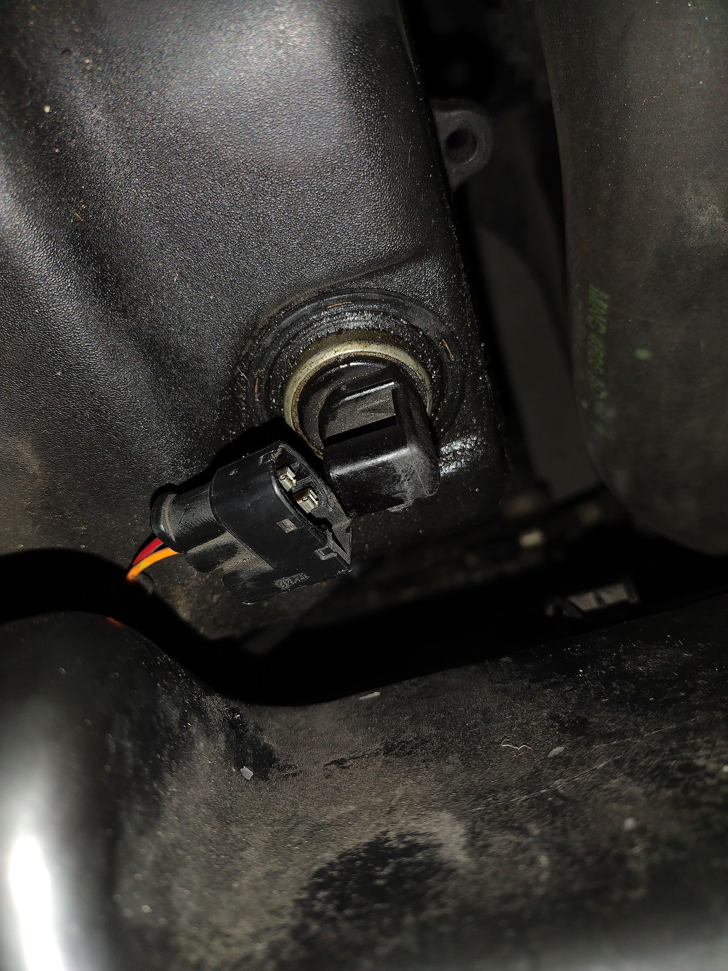 Left side of engine. Sensor desinegrated upon dislocation.
