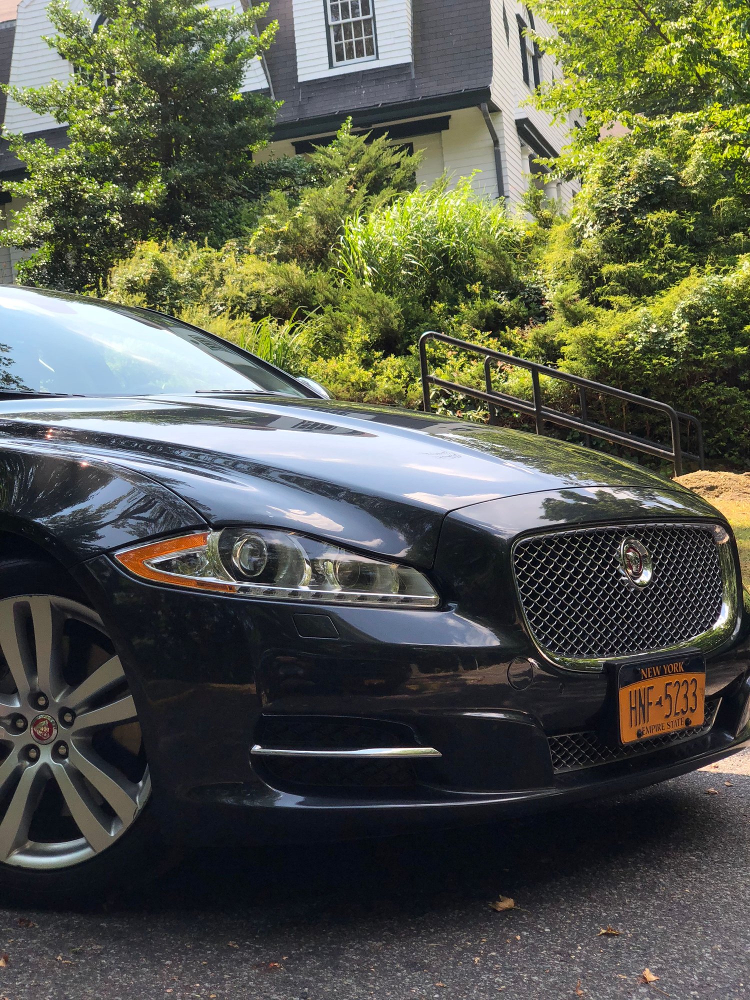 2014 Jaguar XJ - ***2014 Jaguar XJ-L Portfolio AWD *** - Used - VIN SAJWJ2GD0E8V71736 - 80,000 Miles - 6 cyl - AWD - Automatic - Sedan - Gray - Woodhaven, NY 11421, United States