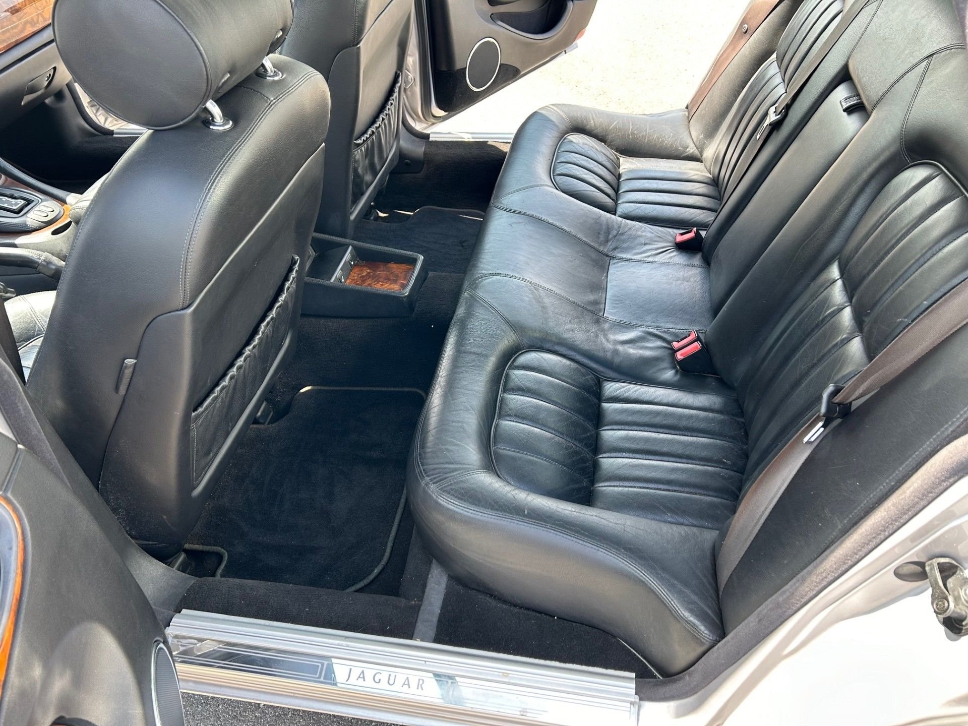 2000 Jaguar XJ8 - Amazing 2000 Jaguar XJ8 L Sport Silver Sedan w/ 111K Miles pure So. California Car - Used - VIN SAJDA23C4YLF06834 - 111,000 Miles - 8 cyl - 2WD - Automatic - Sedan - Silver - Redondo Beach, CA 90277, United States