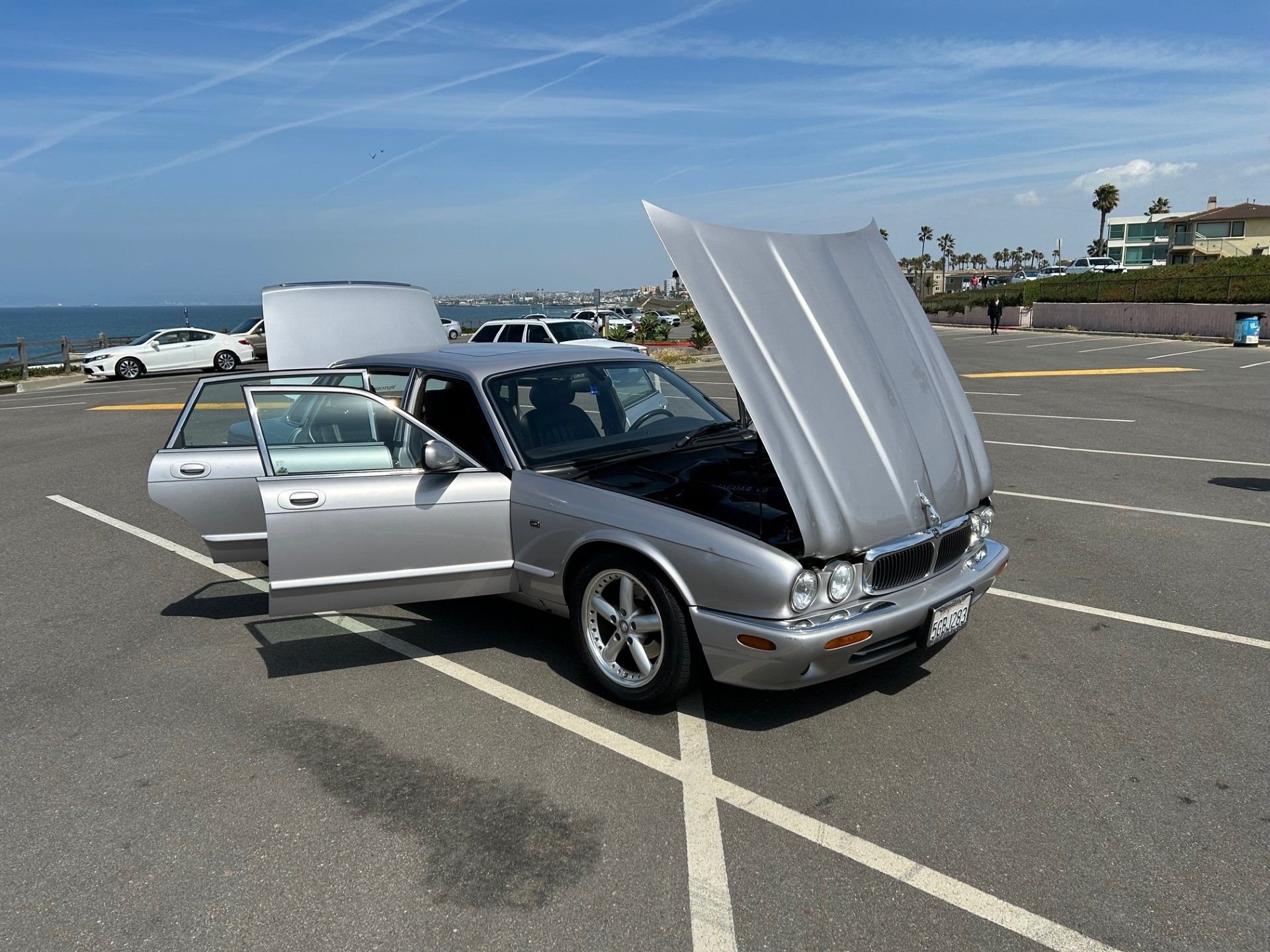 2000 Jaguar XJ8 - Amazing 2000 Jaguar XJ8 L Sport Silver Sedan w/ 111K Miles pure So. California Car - Used - VIN SAJDA23C4YLF06834 - 111,000 Miles - 8 cyl - 2WD - Automatic - Sedan - Silver - Redondo Beach, CA 90277, United States