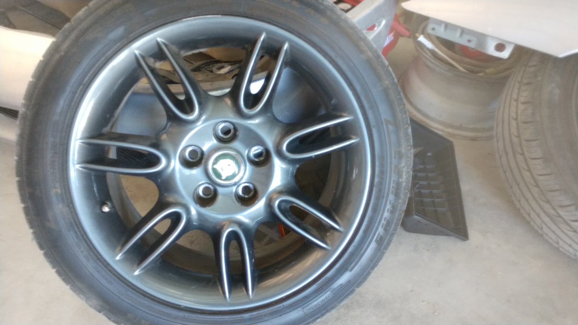 2001 Jaguar XKR - Parting out 2001 XKR - Wheels and Tires/Axles - $600 - Lago Vista, TX 78645, United States
