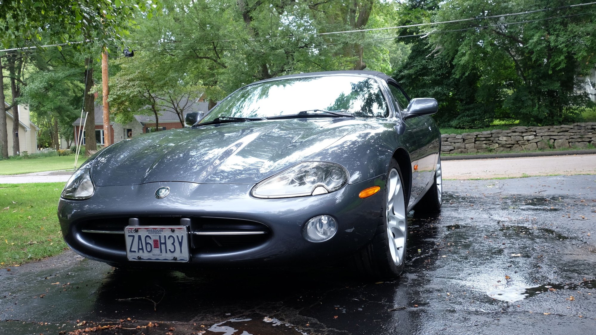 2004 Jaguar XK8 - 2004 Jaguar XK8 - Used - VIN SAJDA42C842A37888 - 45,854 Miles - 8 cyl - 2WD - Automatic - Convertible - Gray - St. Louis, MO 63119, United States