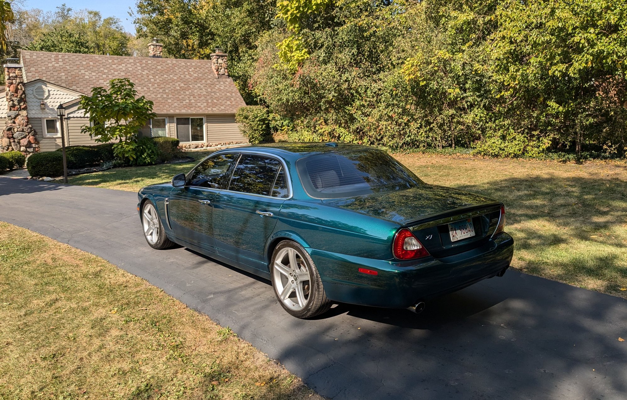 2008 Jaguar Super V8 - 2008 XJ Super V8 x358 Emerald Fire Green - Used - VIN SAJWA82C48TH26200 - 169,500 Miles - 8 cyl - 2WD - Automatic - Sedan - Other - Roselle, IL 60172, United States