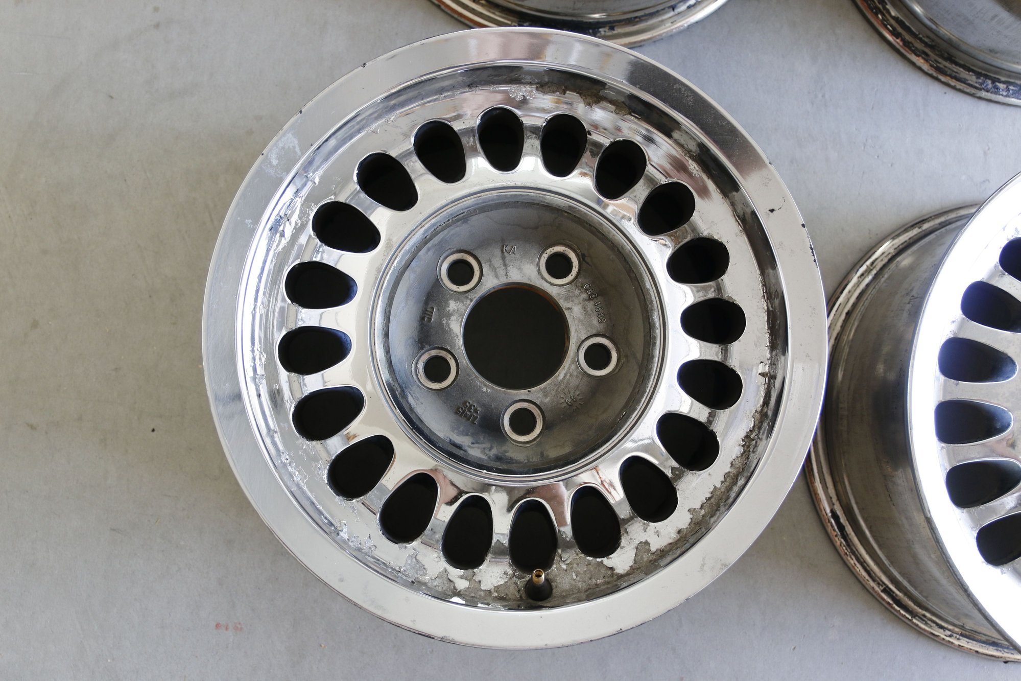 Wheels and Tires/Axles - 4 1989 XJ6 (XJ40)  wheels - need rechrome - Used - 1989 Jaguar XJ6 - Buckeye, AZ 85396, United States