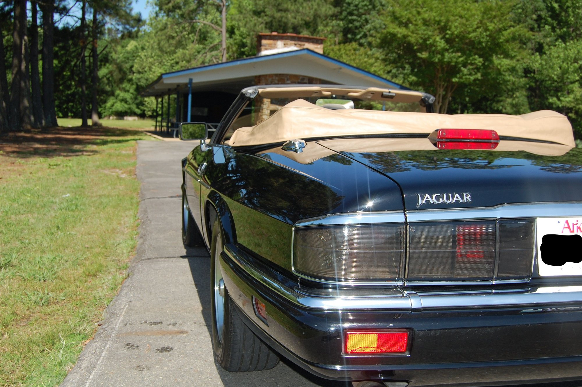 1995 Jaguar XJS - 1995 Jaguar XJS 2+2 6 cyl convertible for sale - Used - VIN SAJNX2747SC197788 - 6 cyl - 2WD - Automatic - Convertible - Black - Hot Springs Village, AR 71909, United States