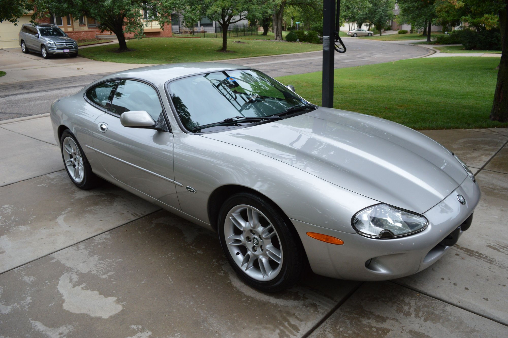 1998 Jaguar XK8 - 1998 Jaguar XK8 - Extensive Maintenance, Immaculate Interior - Used - VIN SAJGX5247WC026823 - 125,536 Miles - 8 cyl - 2WD - Automatic - Coupe - Silver - Wichita, KS 67226, United States
