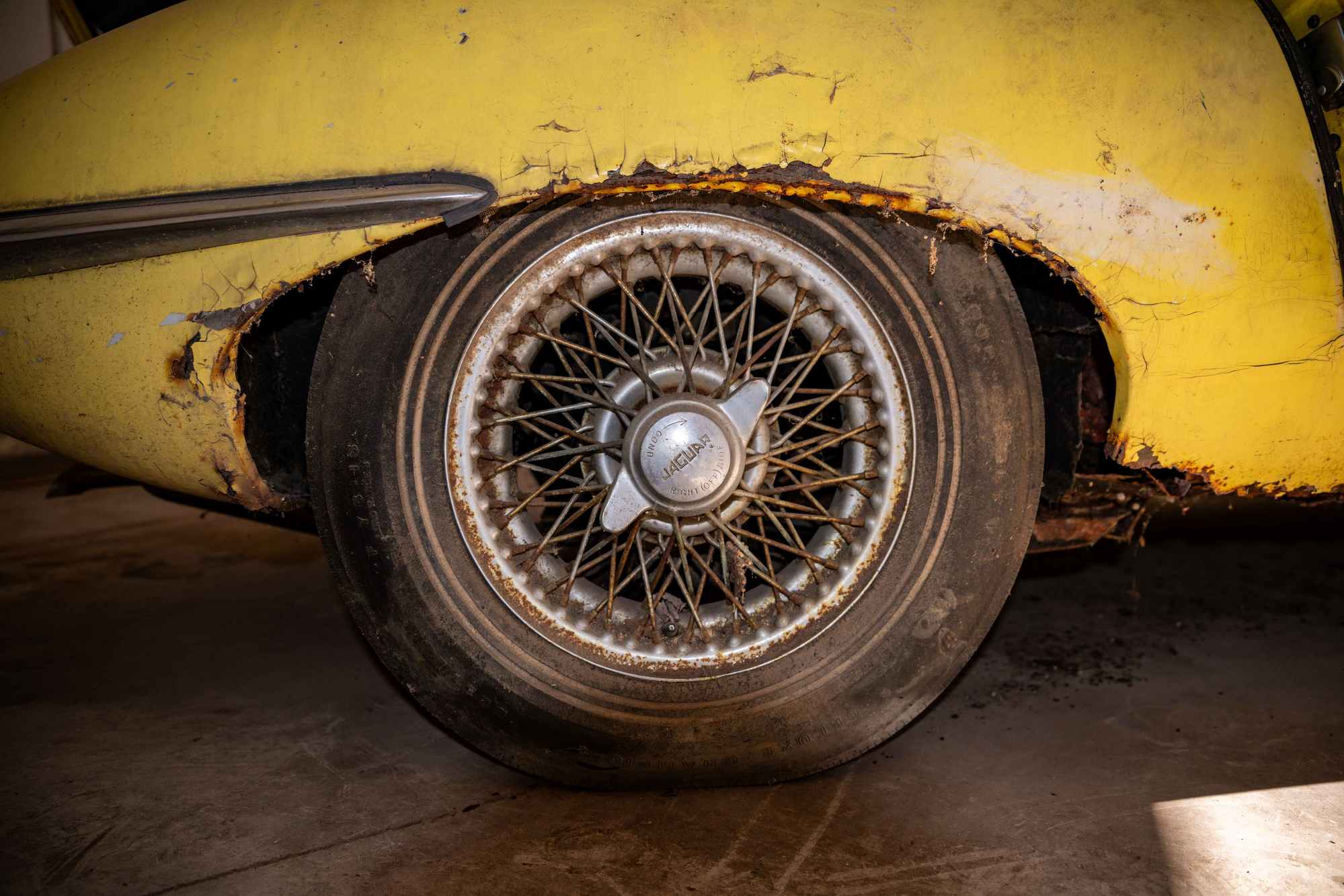 1964 Jaguar XKE - 1964 Jaguar XKE For Sale in Michigan - Used - VIN 00000000000889110 - 66,618 Miles - 6 cyl - 2WD - Manual - Coupe - Yellow - Romeo, MI 48065, United States