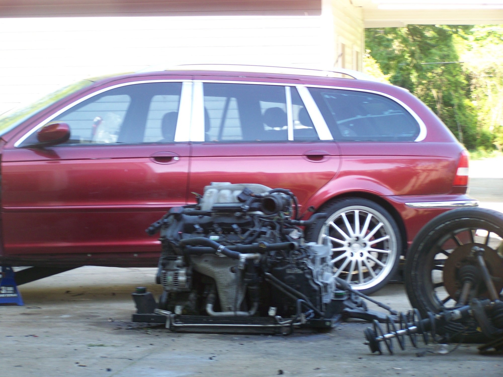 2006 Jaguar X-Type - Beautiful Low Mileage 2006 Jaguar X-Type Estate Wagon SAFlorida Car Complete Part-Out - Akron, OH 44320, United States