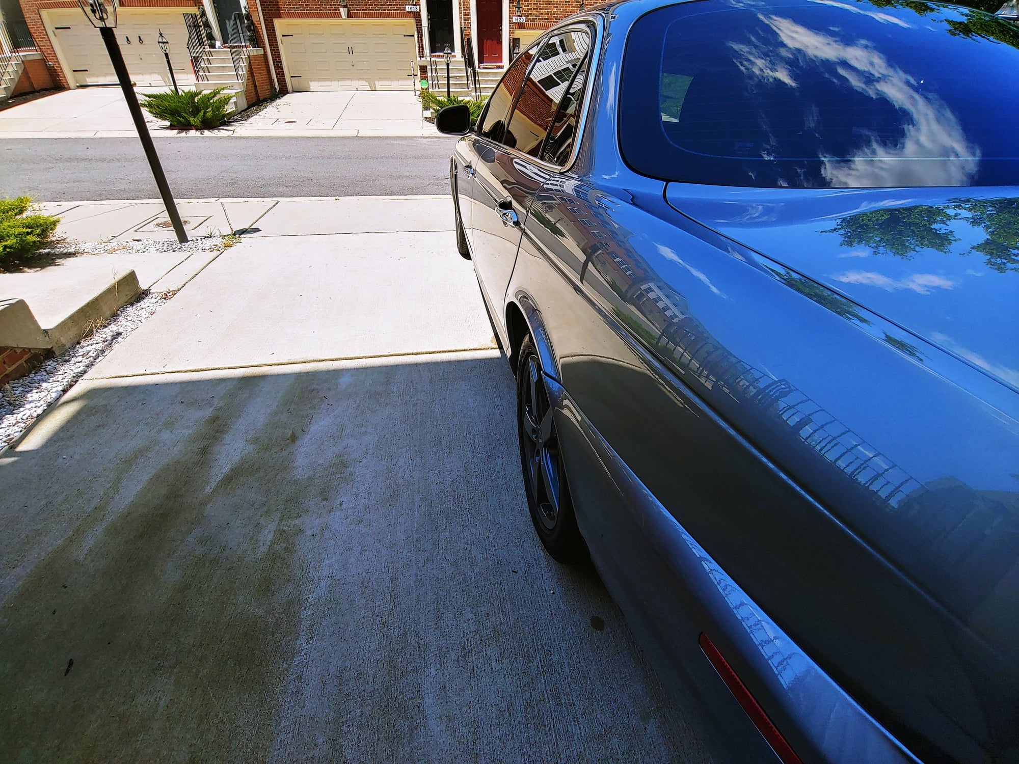 2008 Jaguar XJ8 - Super Clean XJ with Extras - Used - VIN SAJWA71B48SH28022 - 66,500 Miles - 8 cyl - 2WD - Automatic - Sedan - Gray - Severn, MD 21144, United States