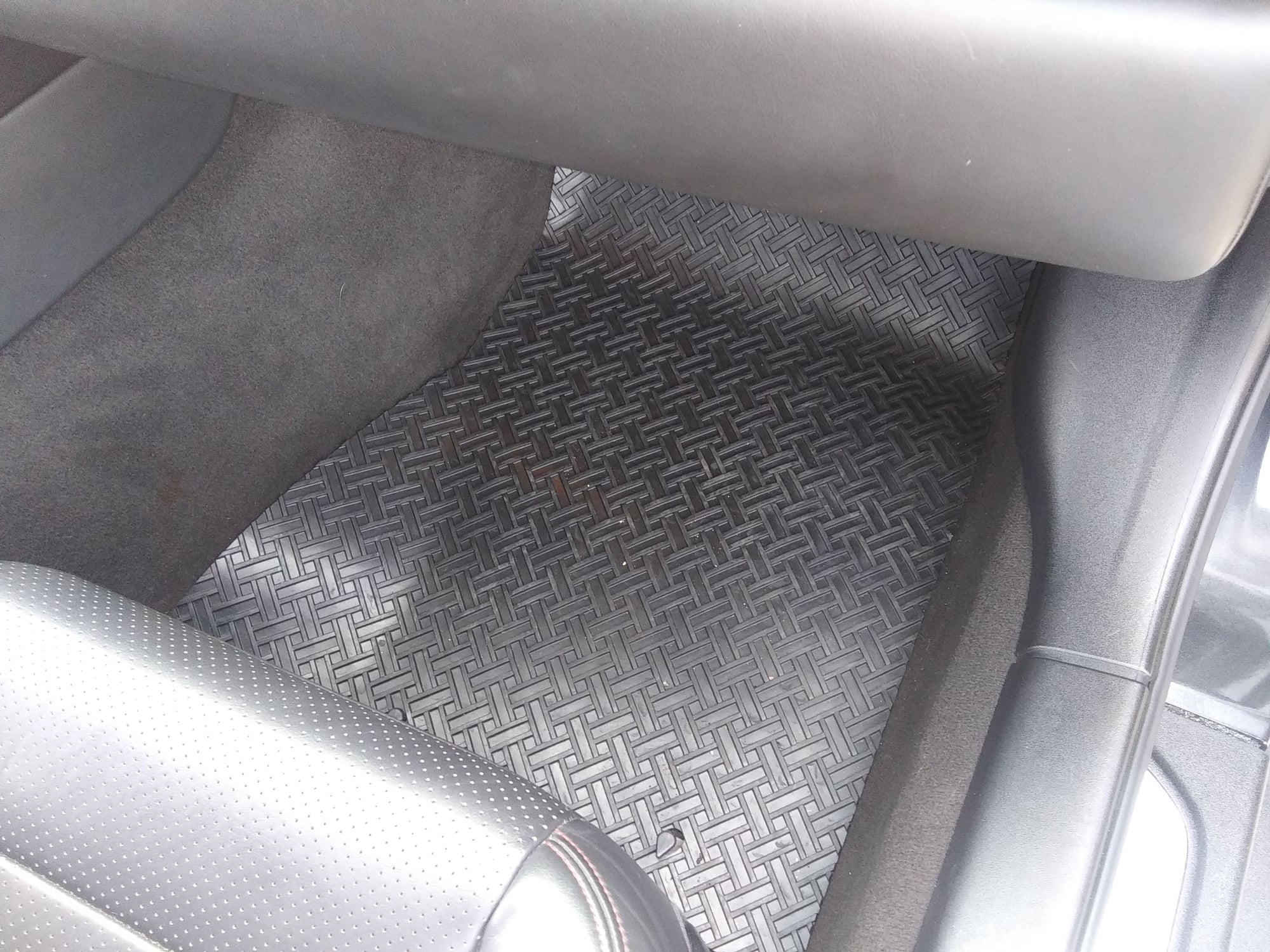 Interior/Upholstery - Lloyd Northridge All Weather Rubber floor mats Jaguar XK XKR X150 2007-2015 - Used - 2007 to 2015 Jaguar XKR - Chino Hills, CA 91709, United States