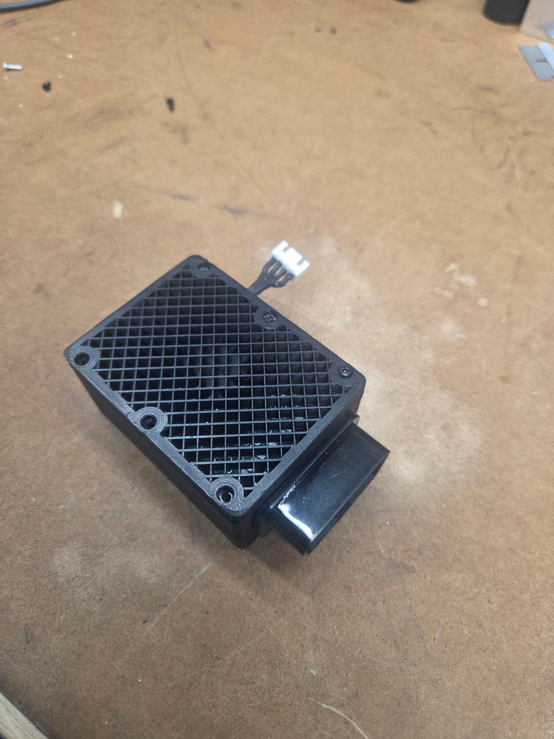 The adapter assembled.