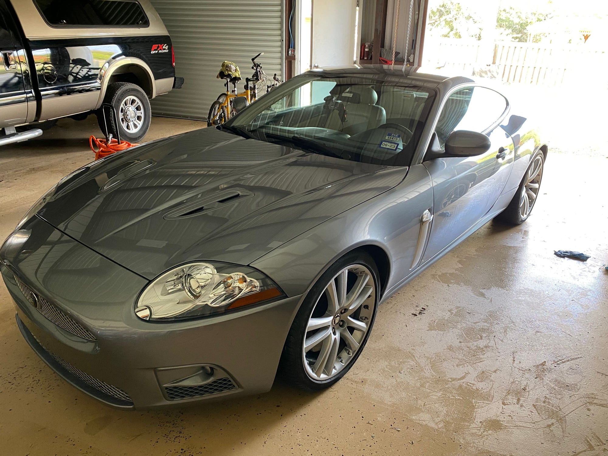 2007 Jaguar XKR - 2007 Jaguar XKR - Used - VIN SAJWA43C079B11758 - 53,000 Miles - 8 cyl - 2WD - Automatic - Coupe - Gray - Dripping Springs, TX 78620, United States