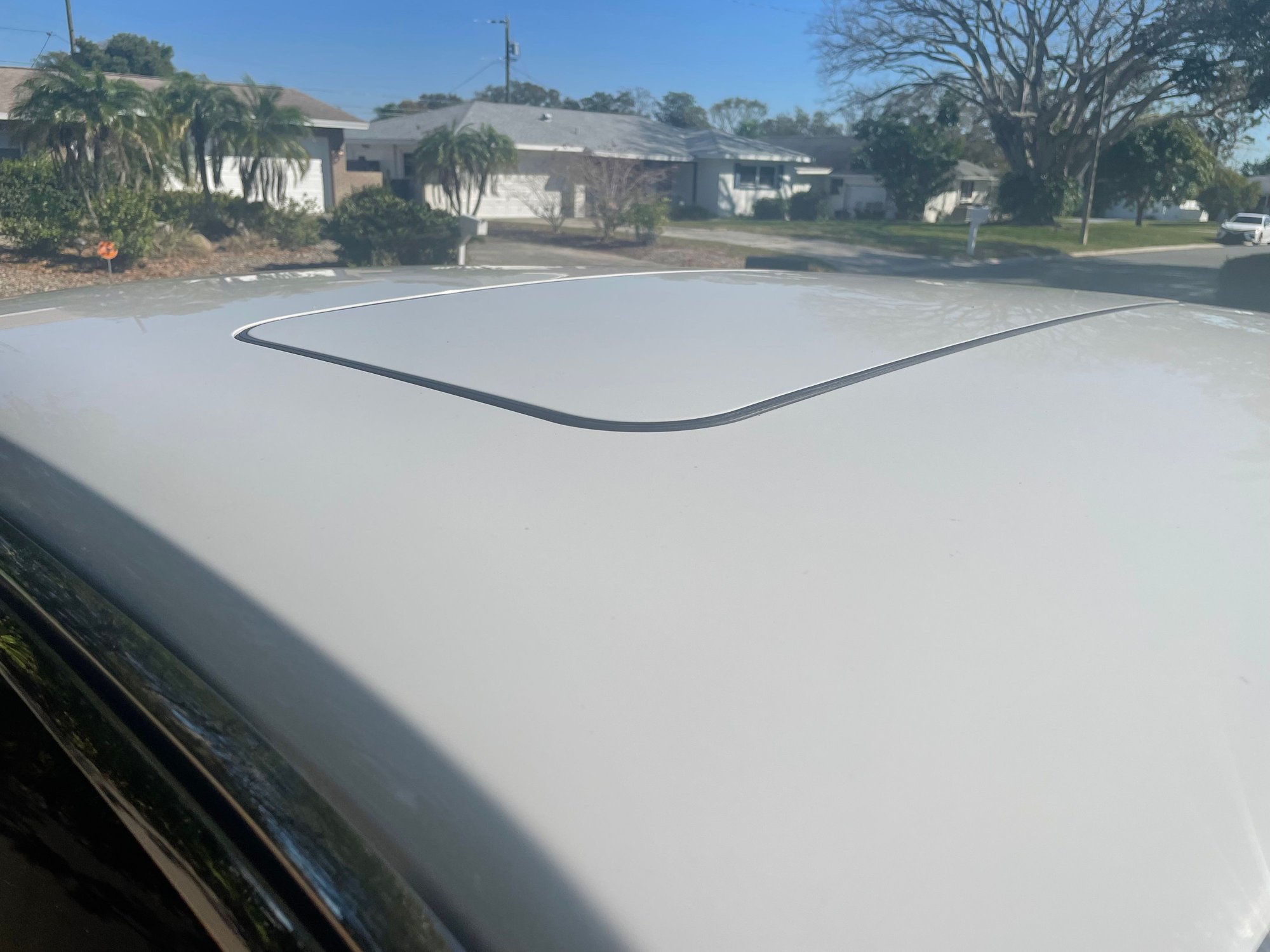 2001 Jaguar XJ8 - 2001 XJ8 LWB X308 w/XJR Wheels 100K miles - Used - VIN SAJDA23C81LF27448 - 100,000 Miles - 8 cyl - 2WD - Automatic - Sedan - White - Clearwater, FL 33764, United States