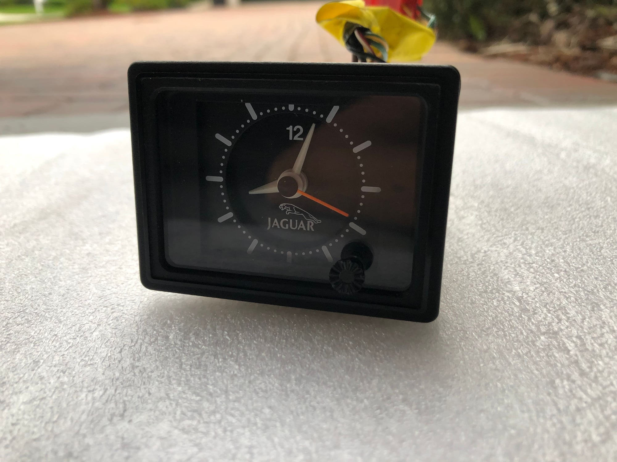 Audio Video/Electronics - Analogue clock - Used - 1994 to 1996 Jaguar XJS - Stuart, FL 34997, United States