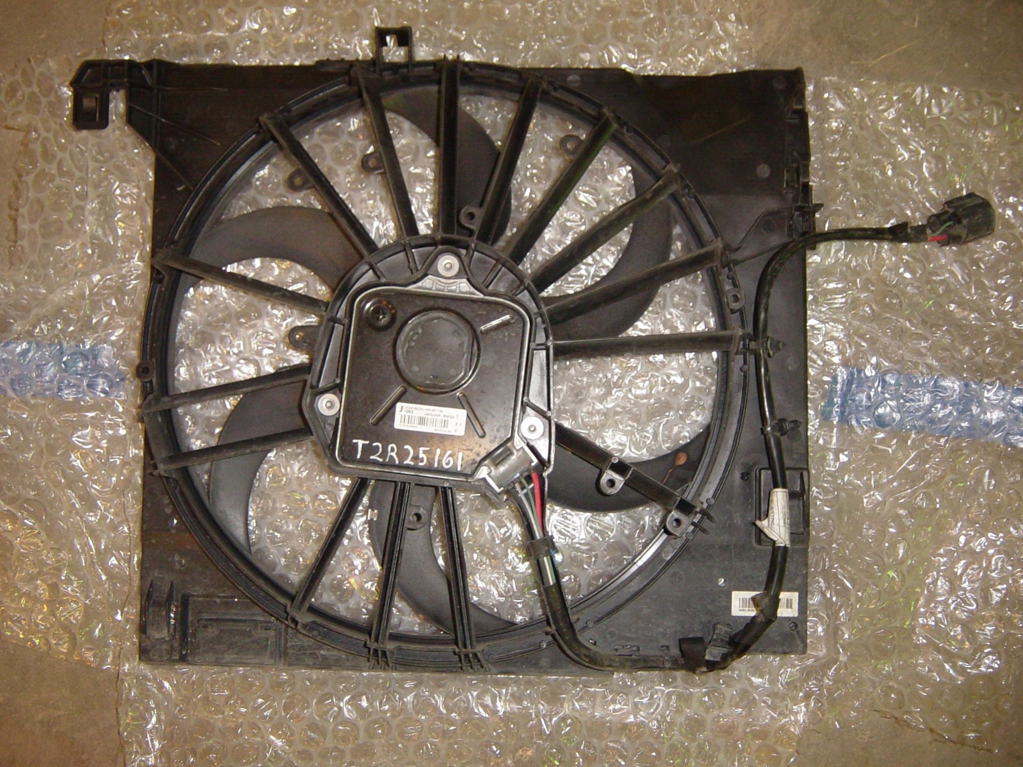 Miscellaneous - Radiator fan and cowl F-Type, XF, XK - Used - 2014 to 2020 Jaguar F-Type - Decatur, TX 76234, United States