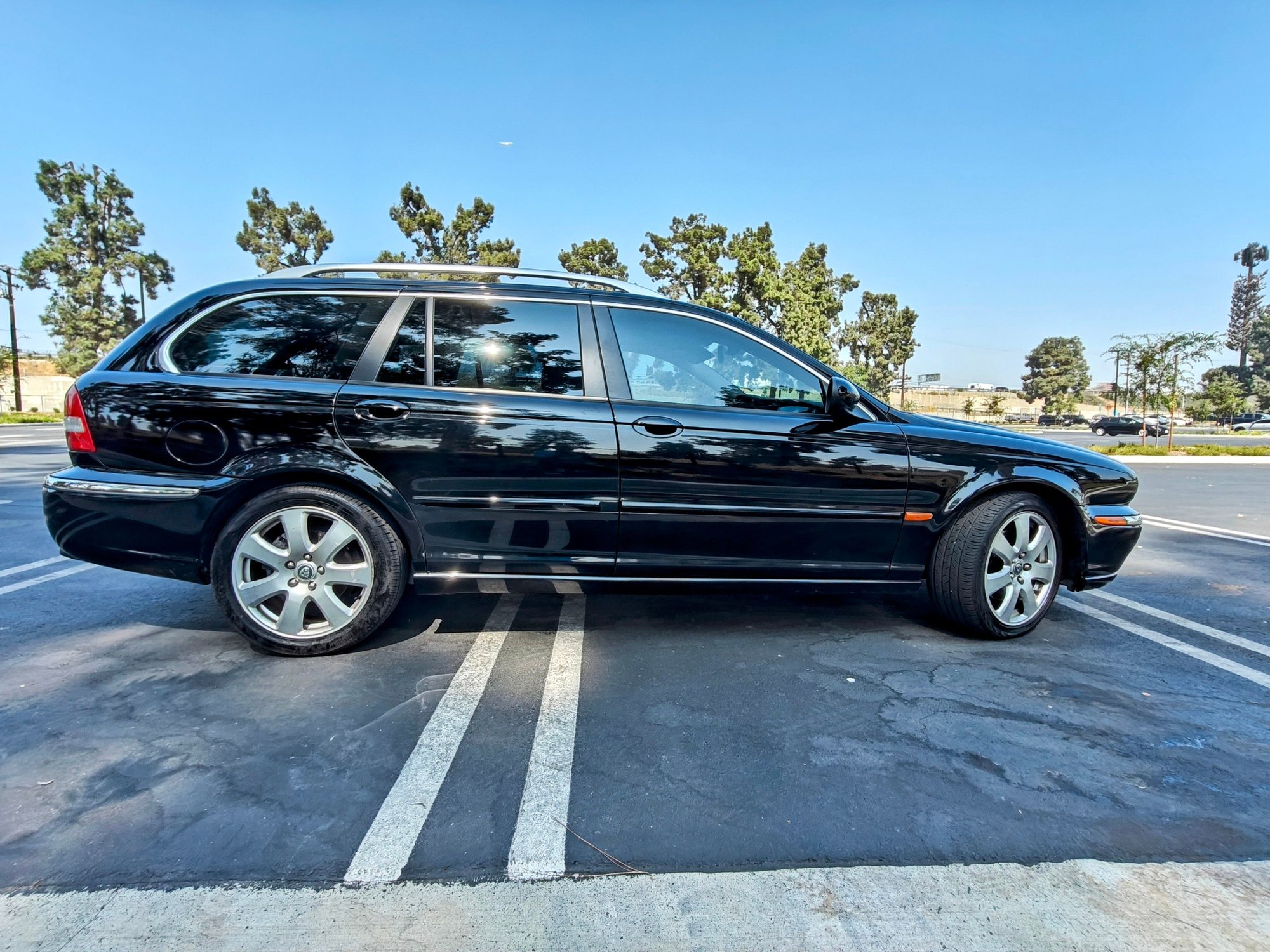 2005 Jaguar X-Type - 2005 X-Type Wagon 3.0 - 54K miles - Used - VIN SAJWA54A75WE62278 - 54,700 Miles - 6 cyl - AWD - Automatic - Wagon - Black - Pasadena, CA 91103, United States