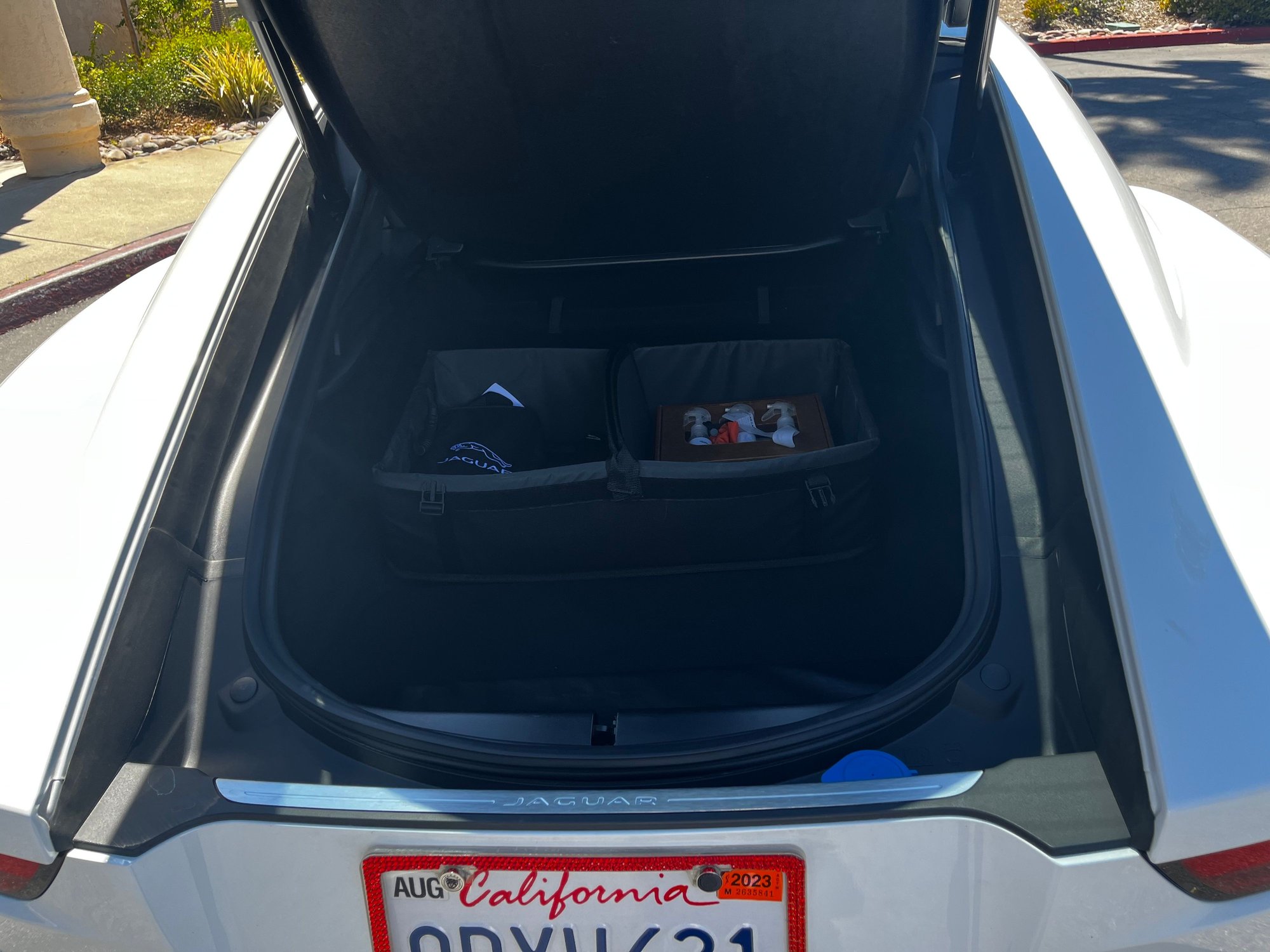 2020 Jaguar F-Type - 2020 F-Type P300 Coupe - Used - VIN SAJDD1GX3LCK68530 - 13,481 Miles - 4 cyl - 2WD - Automatic - Coupe - White - Fallbrook, CA 92028, United States