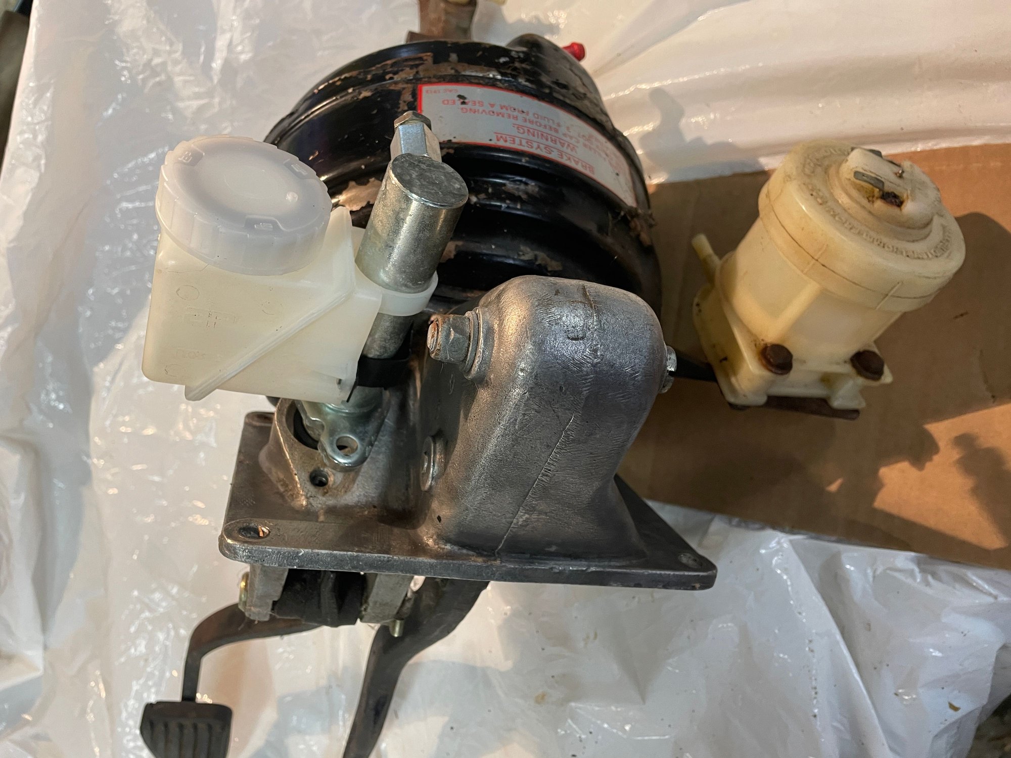 Drivetrain - Jaguar XJS Pre-ABS manual pedal box. - Used - 0  All Models - Niagara On The Lake, ON L0S1J0, Canada