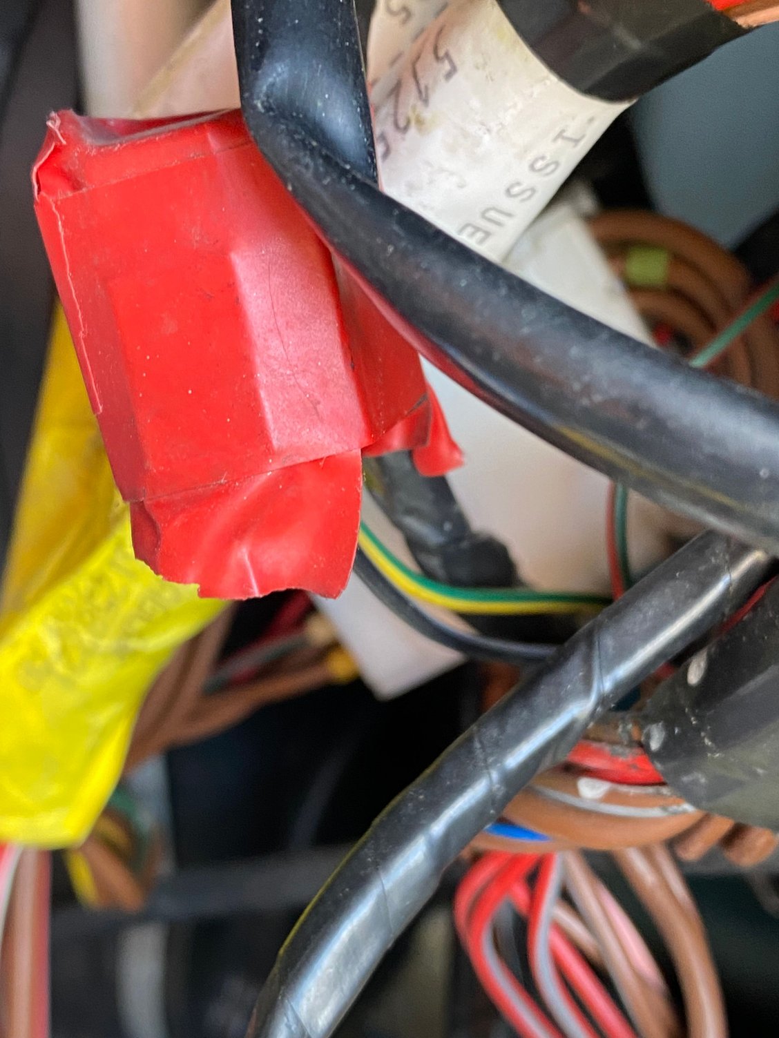 Red insulating tape Grn/Yel Blo/Gry