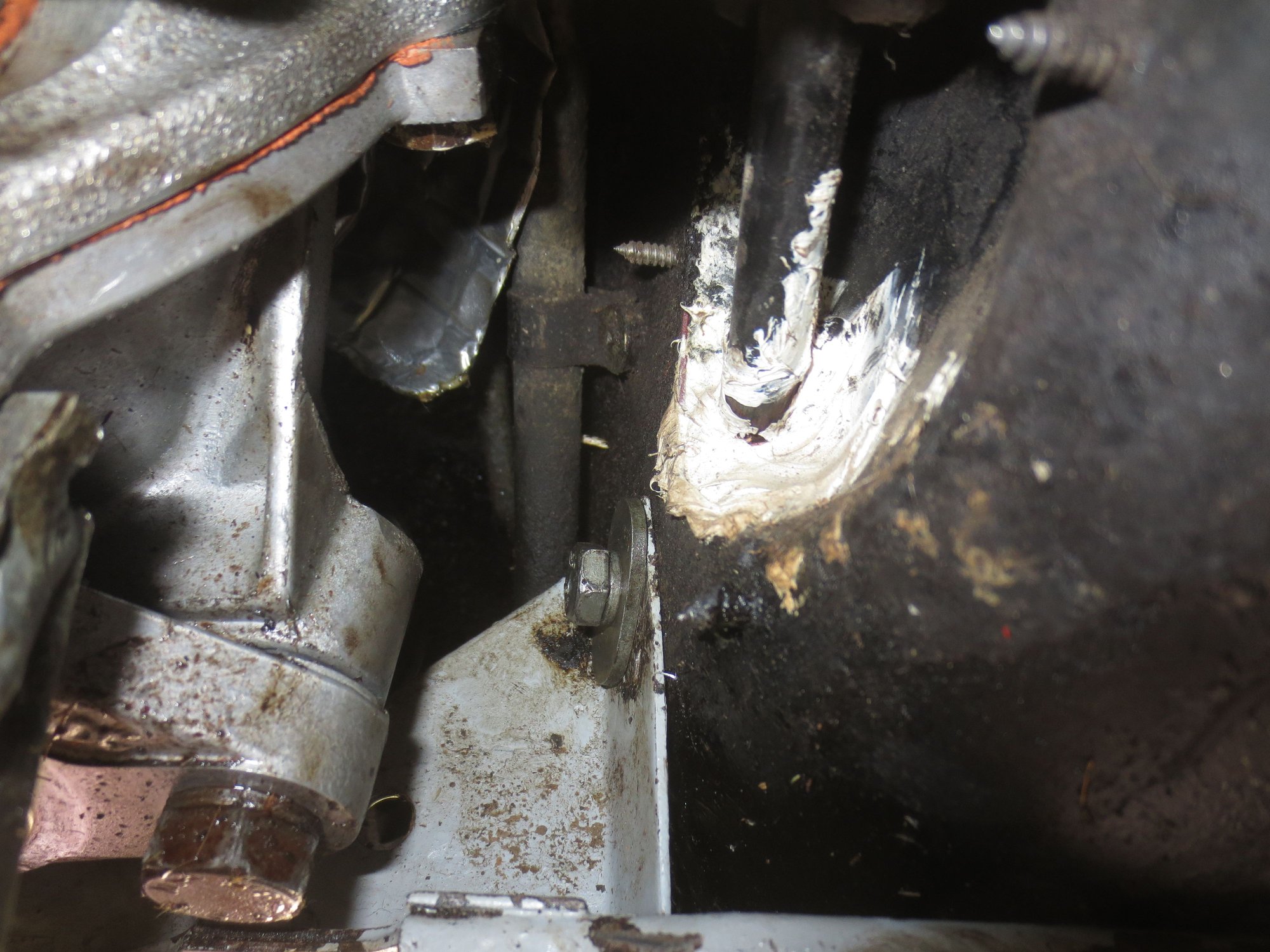 Tunnel bolt on half moon bracket