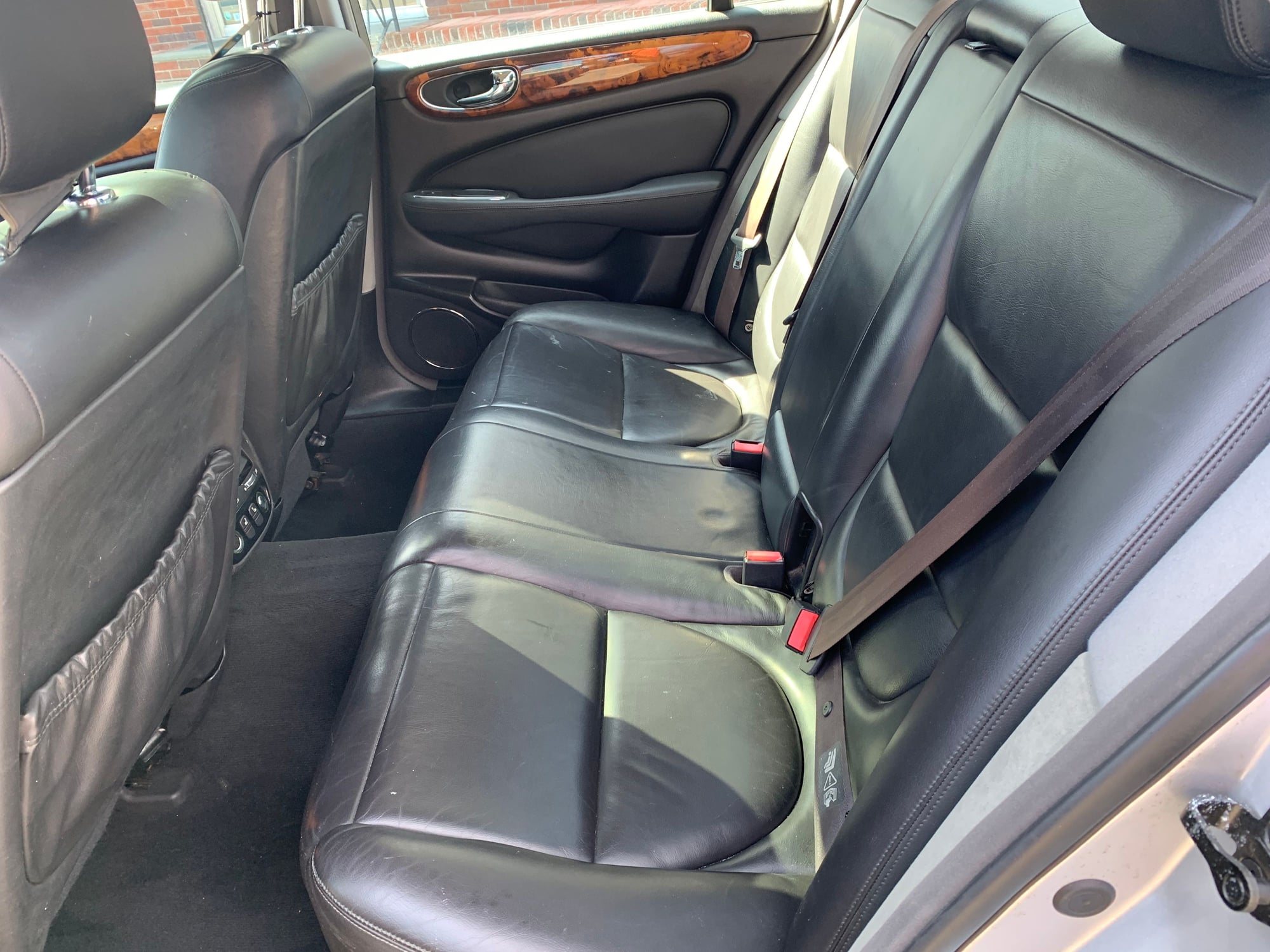 2004 Jaguar XJ8 - Nice, Clean and In Excellent Condition - Used - VIN SAJEA71C34SG11188 - 88,001 Miles - 8 cyl - 2WD - Automatic - Sedan - Silver - Hawthorne, NJ 07506, United States