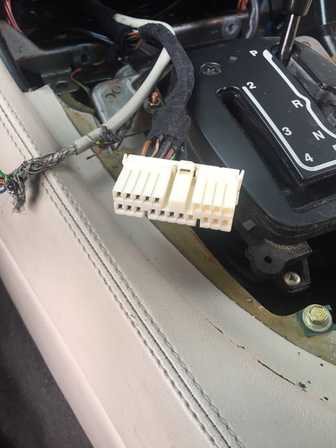 Help with factory stereo wiring harness pinout - Jaguar Forums - Jaguar