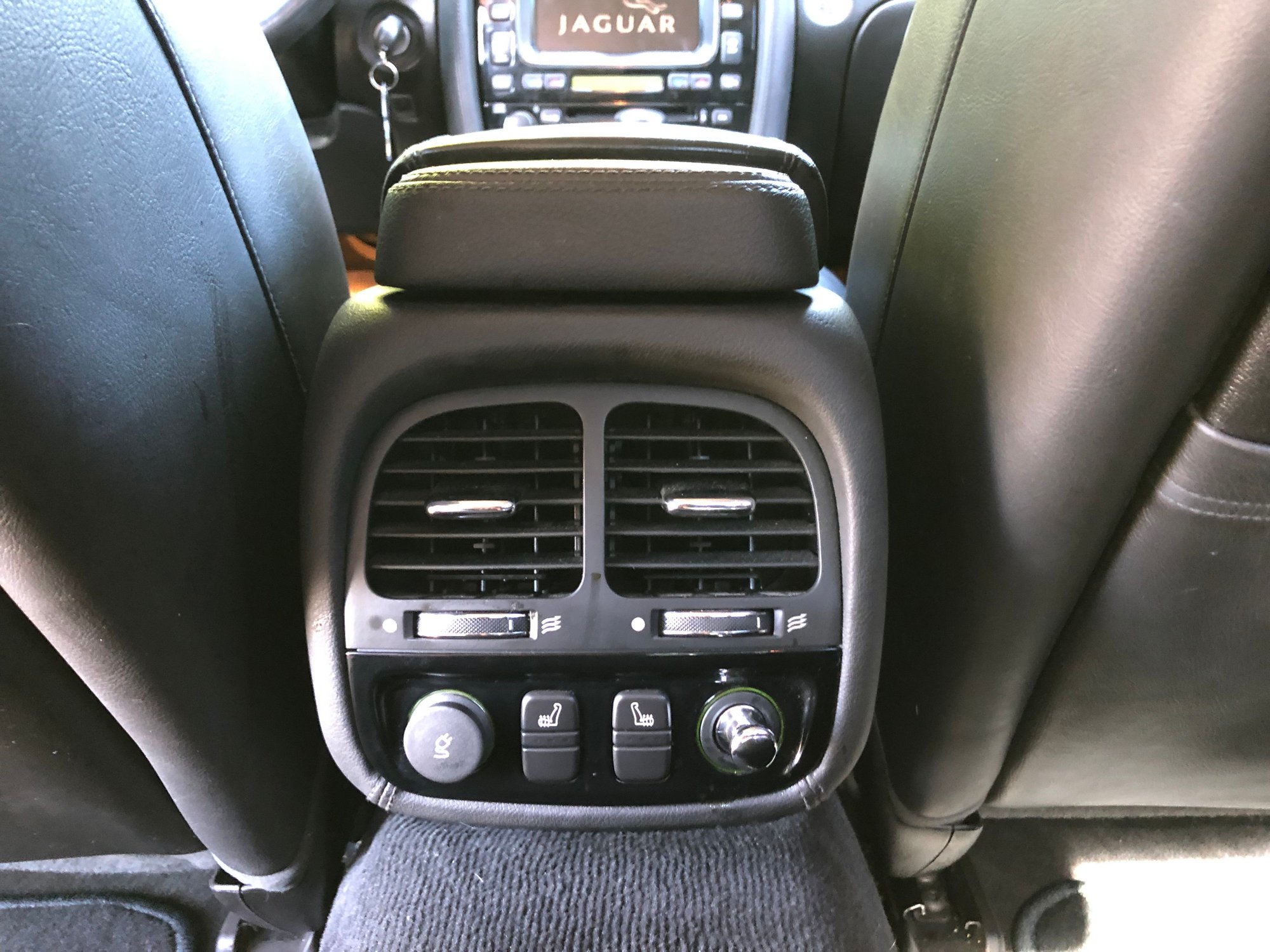 2004 Jaguar XJR - 2004 XJR for Sale - Used - VIN SAJWA73B34TG19553 - 143,000 Miles - 8 cyl - 2WD - Automatic - Sedan - Black - Seattle, WA 98188, United States