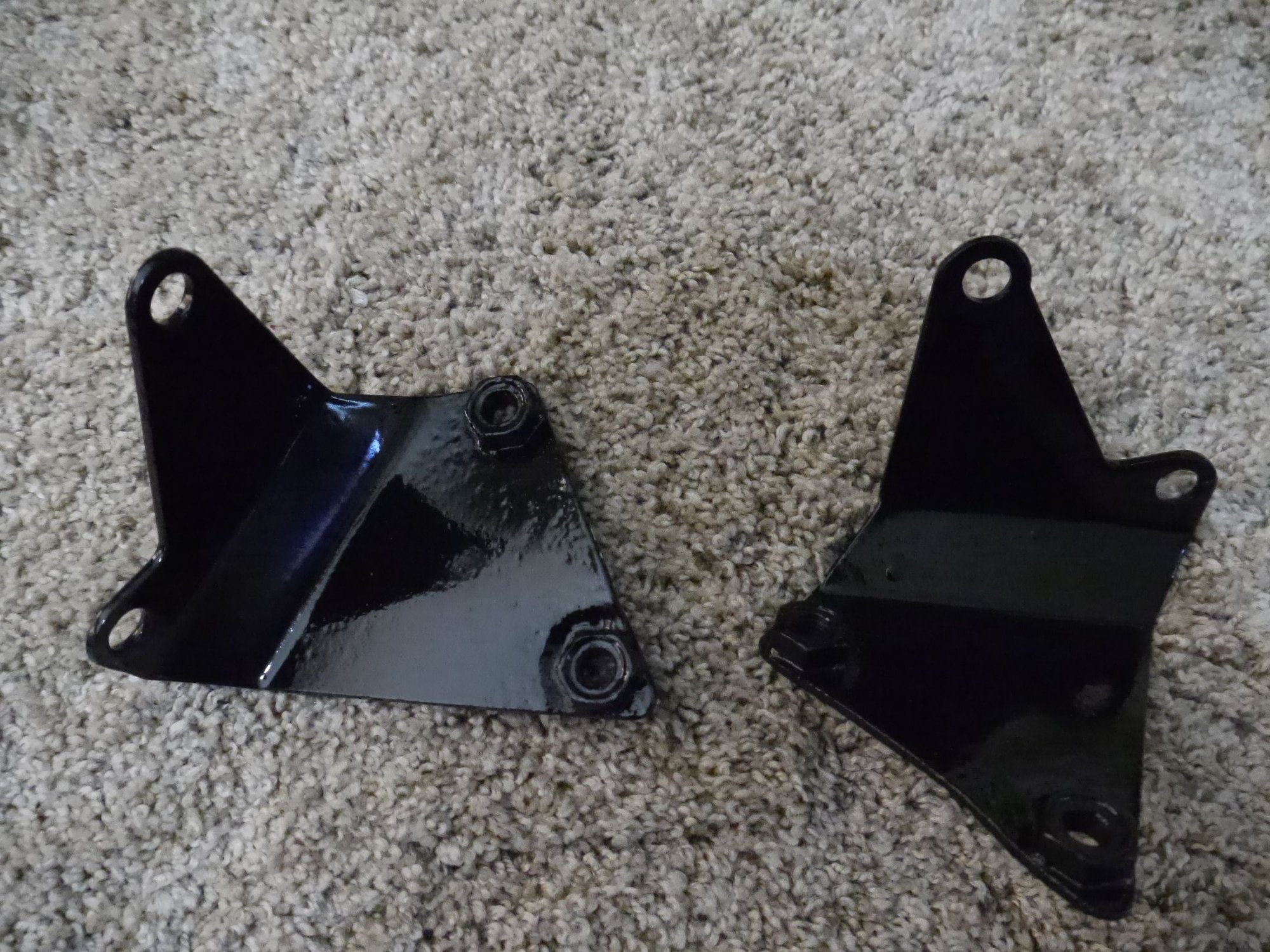 2002 Jaguar XK8 - Jaguar 2002 XK8 Coupe "front exhaust mounting brackets" R/L - Kenosha, WI 53142, United States