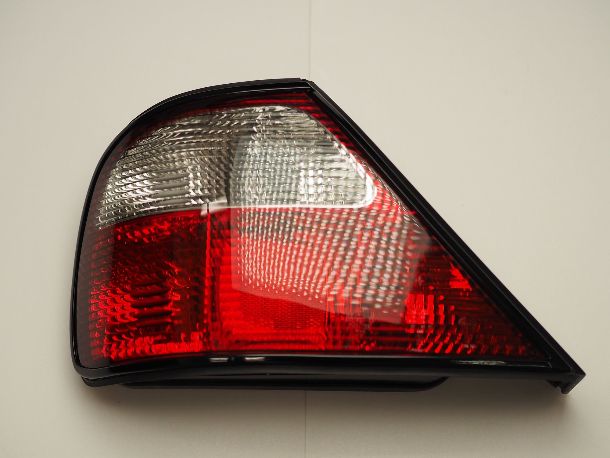 Lights - X308 XJ Taillight (left & right) - Used - 1998 to 2003 Jaguar XJ8 - Vienna, Austria