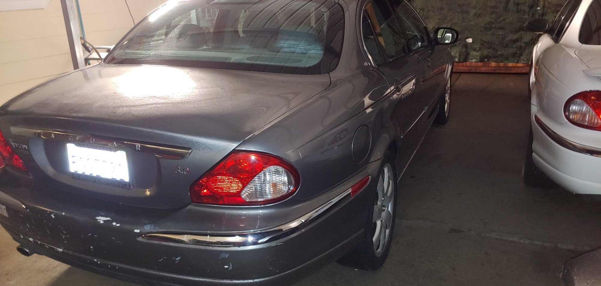 2004 Jaguar X-Type - '04 XType 3.0 Parting out (Bad tranny) - Stockton, CA 95205, United States