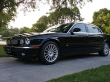 Previous 2006 XJ8-L Ebony on Charcoal