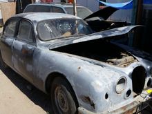 1959 Mk1 about to go to the crushing yard down Mexico way. (saved)