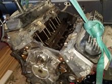 Looks like a normal enginen nce you remove the bundle of snakes..