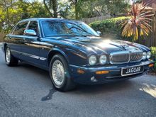 2000 XJ8L VP