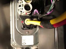 With “purple” wire clip in place (normal)