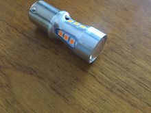 This is the faulty LED bulb responsable for the disfonctionned Top Latch closure 