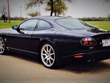      2005 Jaguar XKR Coupe - Ebony/Ivory