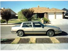 Buick Park Avenue. Got this because we didn't like the Chevy Astro Van anymore.  My last car with whitewall tires.