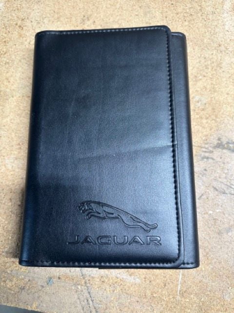 Miscellaneous - Jaguar 2016 Owners manual portfolio and booklets - Used - 2016 Jaguar F-Type - Manassas, VA 20112, United States