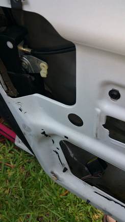 I have unhooked door lock button control rod, and handle control rod