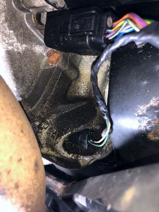 Leak inside sensor pocket