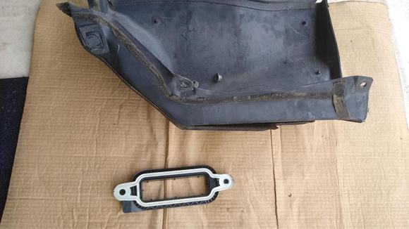 Seal gone on basket. Connector seal (rubber) still good.