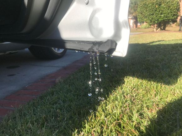 Moved the rubber, started pouring out!