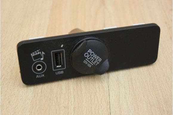 USB/aux port